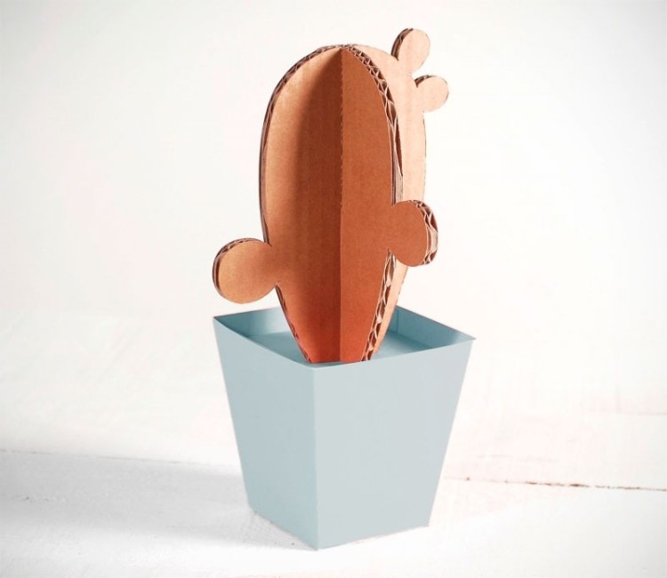 Cactus en Carton, avec des Pots en Couleur !
