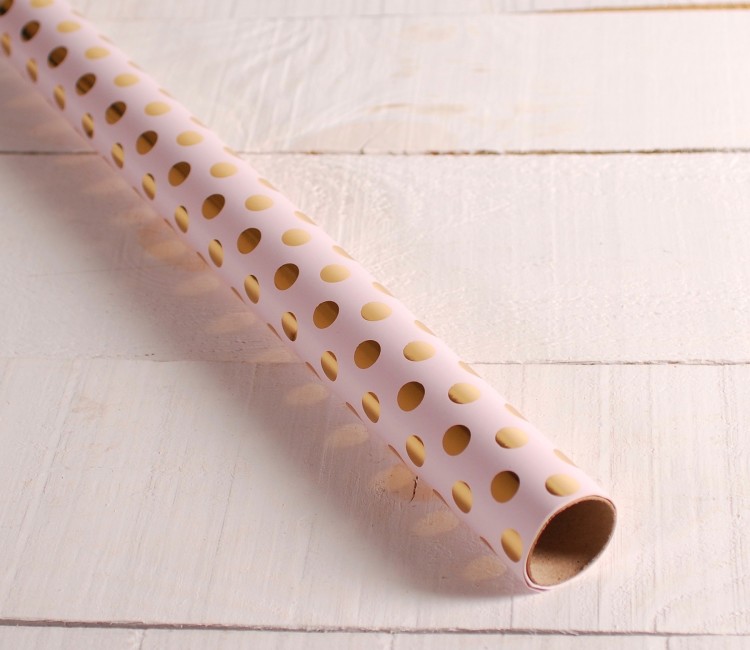 Papier cadeau à pois en papier foil