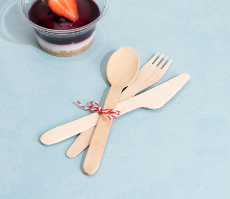 Set de couverts en bois