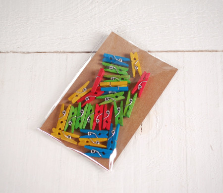 Petites Pinces Colorées. Pour Vos Travaux Manuels !  
