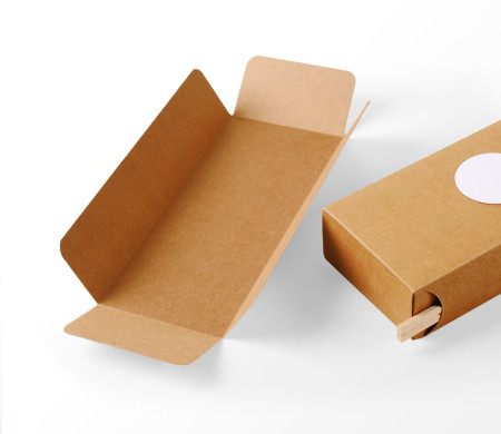 Boîte en carton pour sushis avec fente range-baguettes