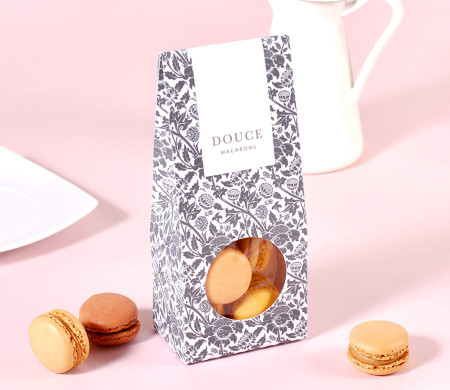 Boîte avec fenêtre pour la nourriture