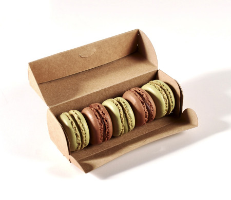 Boîte allongée avec couvercle pour macarons