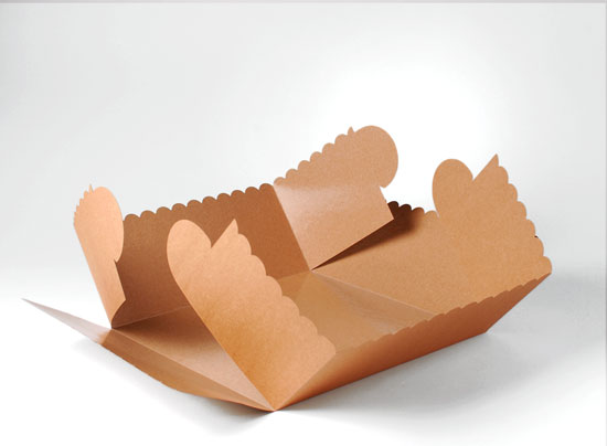 Boîte gâteaux avec couvercle en carton 