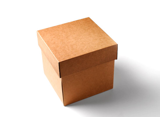 Boîte carton d'expédition avec couvercle