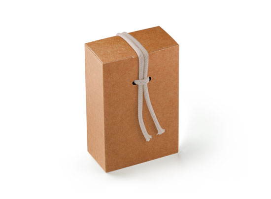 Boîte cadeau avec cordon