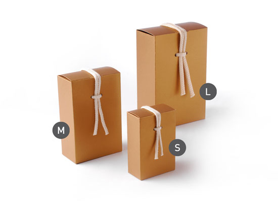 Boîte cadeau avec cordon