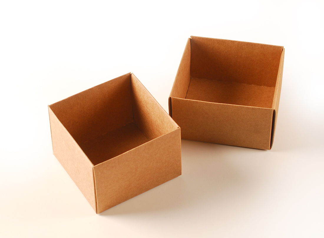Boîte carton carrée pour montres