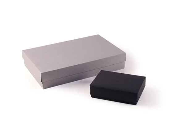 Boîte carton rectangulaire doublée