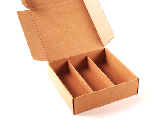 Boîte plane avec support pour bières
