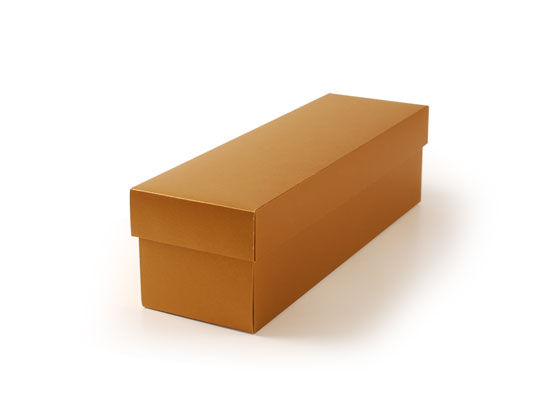 Boîte carton renforcée pour une bouteille de vin avec couvercle