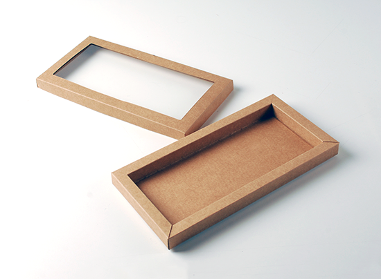 Boîte avec fenêtre pour biscuit 