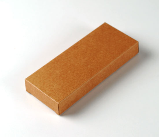 Boîte carton pour détails de mariage